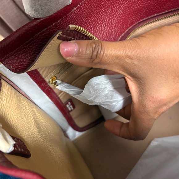 THE LEATHER MEDIUM TOTE BAG - Picture 8 of 8